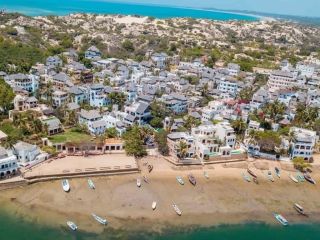 Shela Lamu plot